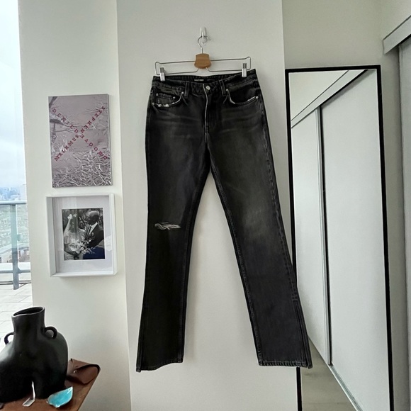 GRLFRND Hailey Low Rise Slim Boot in Empire State - Picture 7 of 13